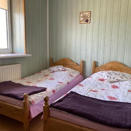 Osrodek Jezdziecki Bronkow Bed & Breakfast Eksteriør bilde